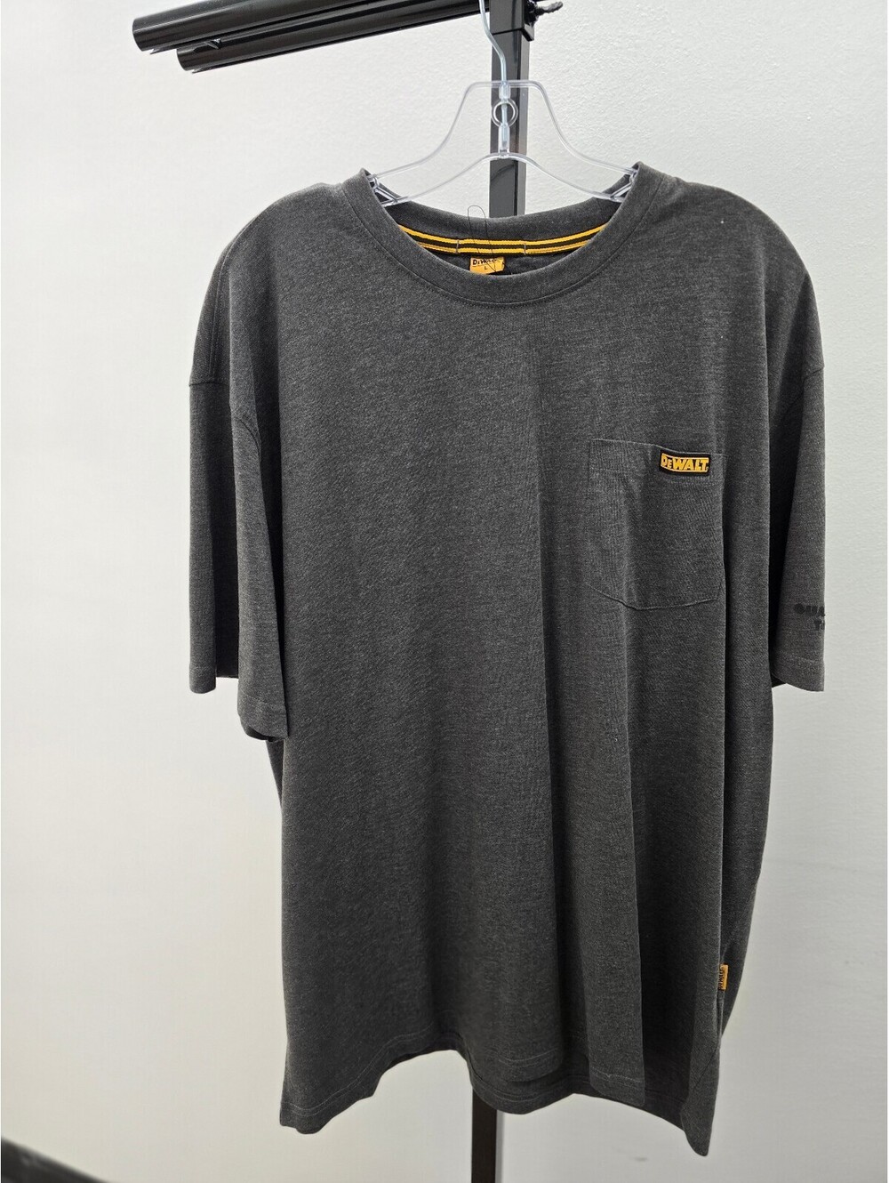 DEWALT Guaranteed Tough Pocket T-Shirt Charcoal L NWT